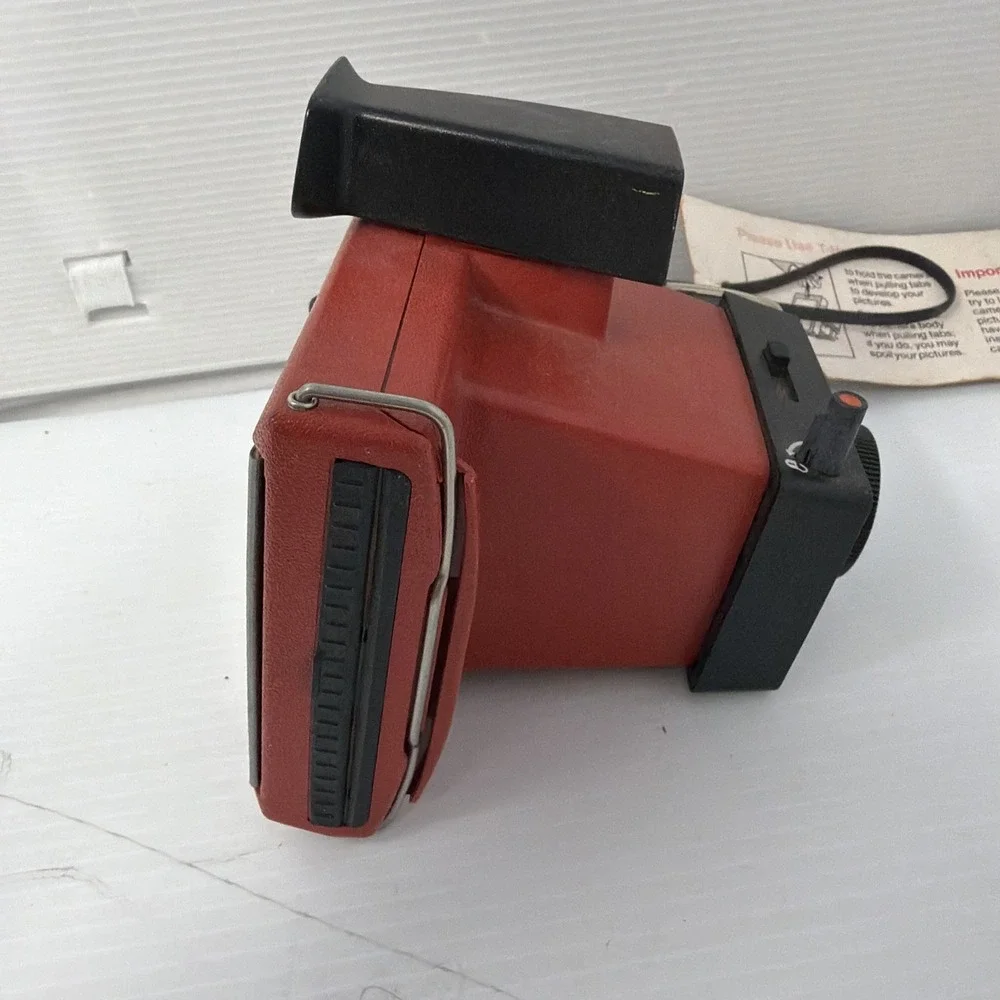 Vintage Electric Zip Polaroid Land Camera: Red Color: Untested!